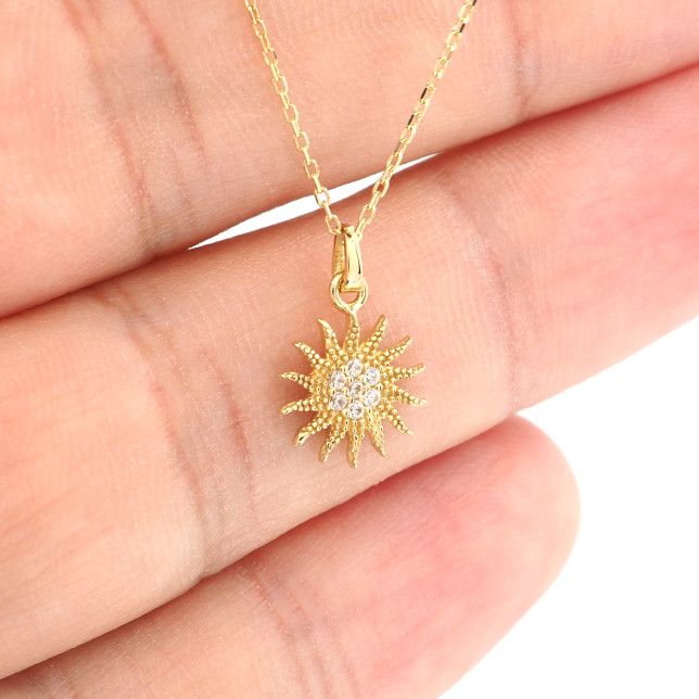 Minimalist Güneş Kolye 14 Ayar Minimalist Güneş Kolye 14 Ayar