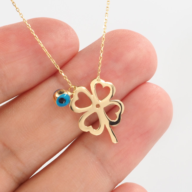 Nazar Boncuklu 4 Yapraklı Yonca Kolyesi Nazar Boncuklu 4 Yapraklı Yonca Kolyesi