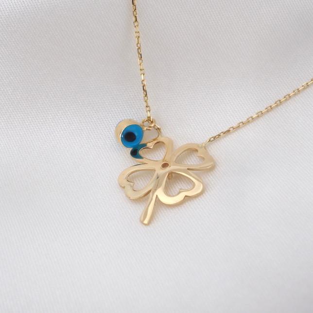 Nazar Boncuklu 4 Yapraklı Yonca Kolyesi Nazar Boncuklu 4 Yapraklı Yonca Kolyesi